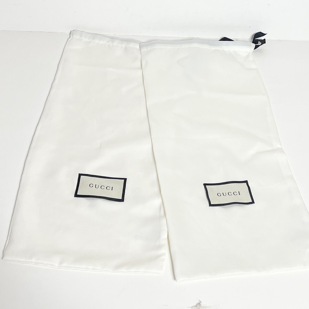 NA✨Gucci✨ Black & White Logo Shoe Dust Bags
